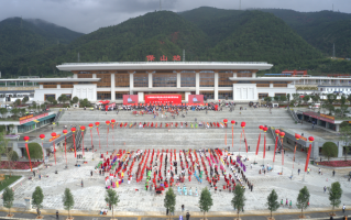 保山火车站什么时候通车(云南保山火车站建在什么地方)