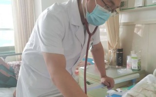 婴儿肌钙蛋白高晚上睡觉不踏实(新生儿肌钙蛋白高有什么后遗症吗)