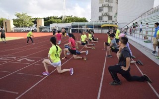 包含没什么运动基础，两个半月时间如何备战自己的第一次半马？的词条